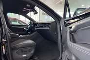 Volkswagen Touareg R-Line Platinum