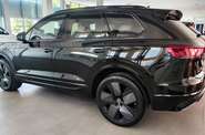 Volkswagen Touareg R-Line Platinum 3