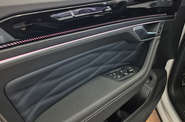 Volkswagen Touareg R-Line Platinum