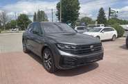 Volkswagen Touareg R-Line Platinum 3