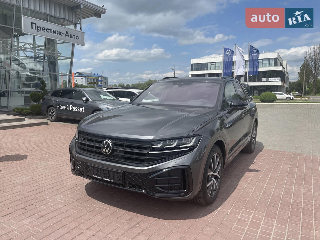 Volkswagen Touareg R-Line Platinum 3