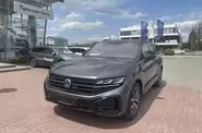 Volkswagen Touareg R-Line Platinum 3