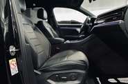Новый Volkswagen Touareg 3.0 TDI AT (286 к.с.) AWD R-Line Platinum 2025 автосалона Автодім Атлант на Вацлава Гавела - фото 16