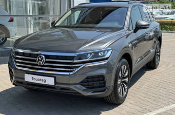 Volkswagen Touareg 2025 Silver