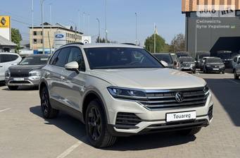 Volkswagen Touareg 2025 Silver