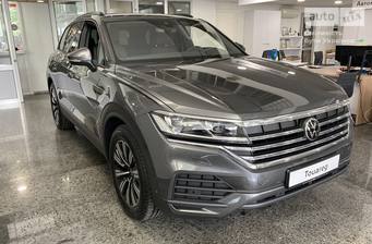 Volkswagen Touareg 2025 Silver