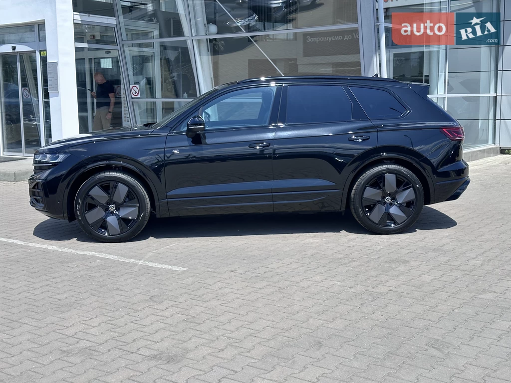 Volkswagen Touareg R-Line Platinum 1