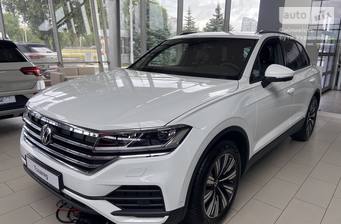 Volkswagen Touareg 2025 Silver