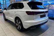 Volkswagen Touareg R-Line Platinum