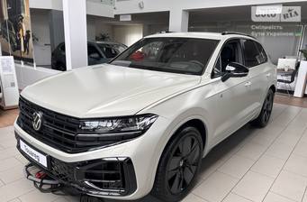 Volkswagen Touareg 2025 R-Line Platinum+