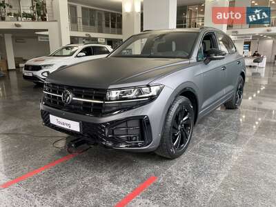 Volkswagen Touareg 2025 R-Line Platinum+