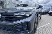 Volkswagen Touareg R-Line Platinum 1