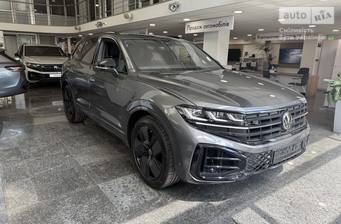 Volkswagen Touareg 2025 R-Line Platinum+