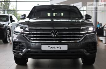 Volkswagen Touareg 2025 Silver