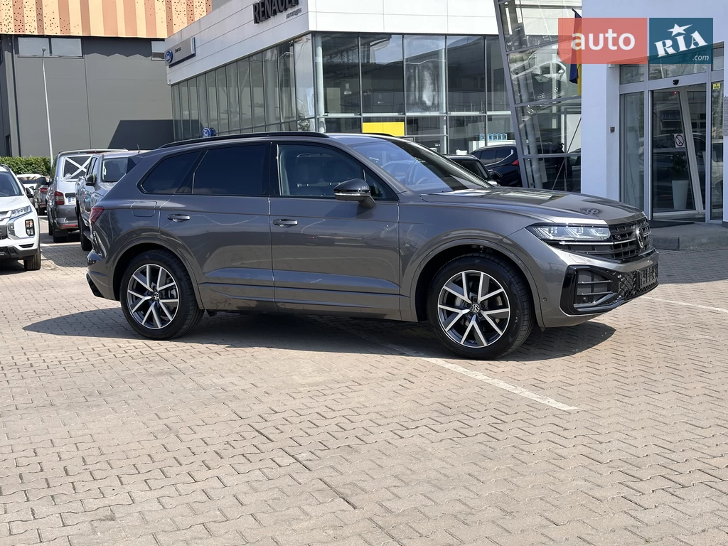 Volkswagen Touareg R-Line Platinum 3
