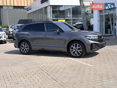 Volkswagen Touareg 2025 R-Line Platinum