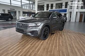 Volkswagen Touareg 2025 Silver