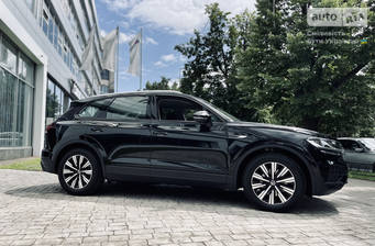 Volkswagen Touareg 2025 Silver