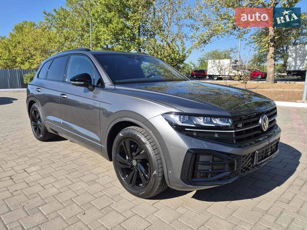 Volkswagen Touareg R-Line Platinum 3