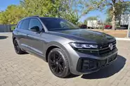 Volkswagen Touareg R-Line Platinum 3