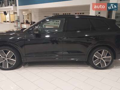 Volkswagen Touareg 2025 R-Line Platinum