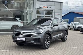 Volkswagen Touareg 2025 Silver