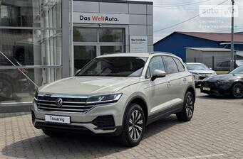Volkswagen Touareg 2025 Silver