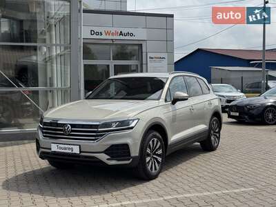 Volkswagen Touareg 2025 Silver