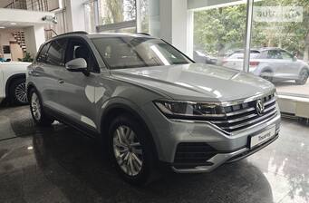 Volkswagen Touareg 2025 Silver