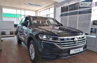 Volkswagen Touareg 2025 Silver