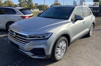 Volkswagen Touareg 2025 Silver
