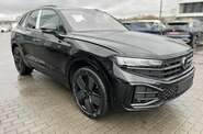 Volkswagen Touareg R-Line Platinum 1