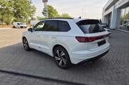 Volkswagen Touareg Volkswagen Touareg R-Line Platinum 3
