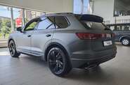 Volkswagen Touareg R-Line Platinum 2