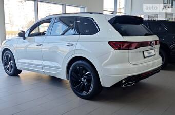 Volkswagen Touareg 2026 R-Line Platinum+