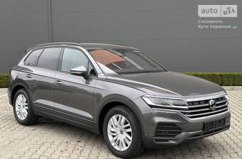 Volkswagen Touareg 2025 Silver