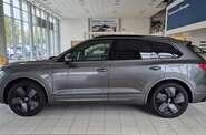 Volkswagen Touareg R-Line Platinum 1