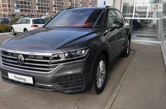 Volkswagen Touareg 2025 Silver