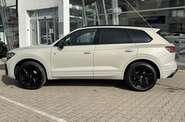 Volkswagen Touareg R-Line Platinum
