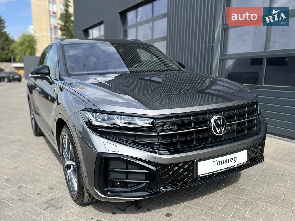 Volkswagen Touareg R-Line Platinum 3