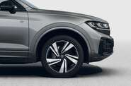 Volkswagen Touareg R-Line Platinum 3