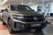 Volkswagen Touareg R-Line Platinum