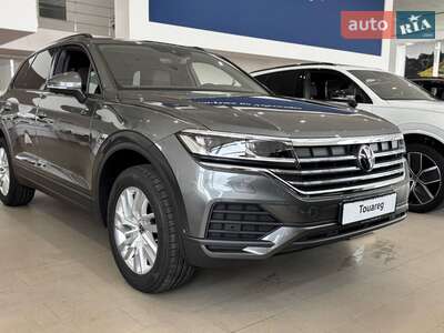 Volkswagen Touareg 2025 Silver Volkswagen Touareg 2025 Silver