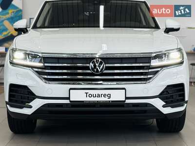 Volkswagen Touareg 2025 Silver