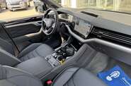 Volkswagen Touareg R-Line Platinum+