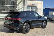 Volkswagen Touareg R-Line Platinum 4