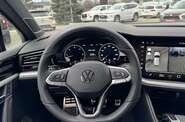 Volkswagen Touareg R-Line Platinum 3