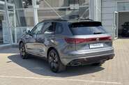 Volkswagen Touareg R-Line Platinum 1