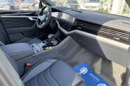 Volkswagen Touareg Volkswagen Touareg R-Line Platinum 3