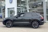 Volkswagen Touareg R-Line Platinum 3